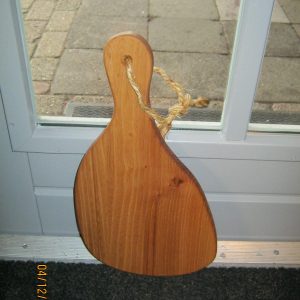 Eivormig houten snijplank